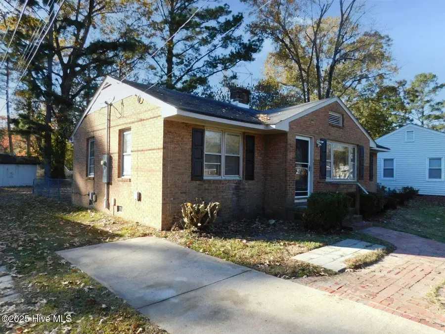 2604 Jackson Drive, Greenville, NC 27858 - Image #2