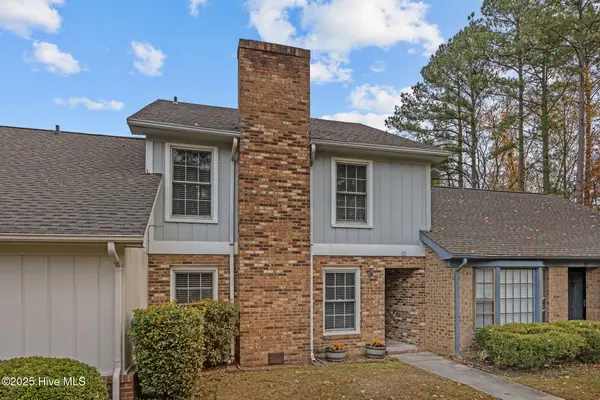 126 Oakmont Drive, Greenville, NC 27858