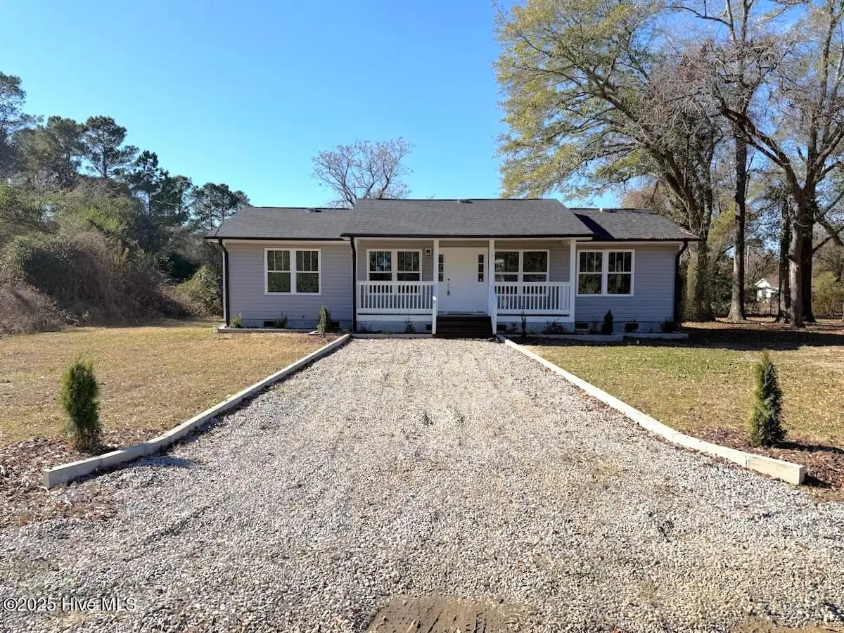 811 Anne Street, Laurinburg, NC 28352 - Image #1