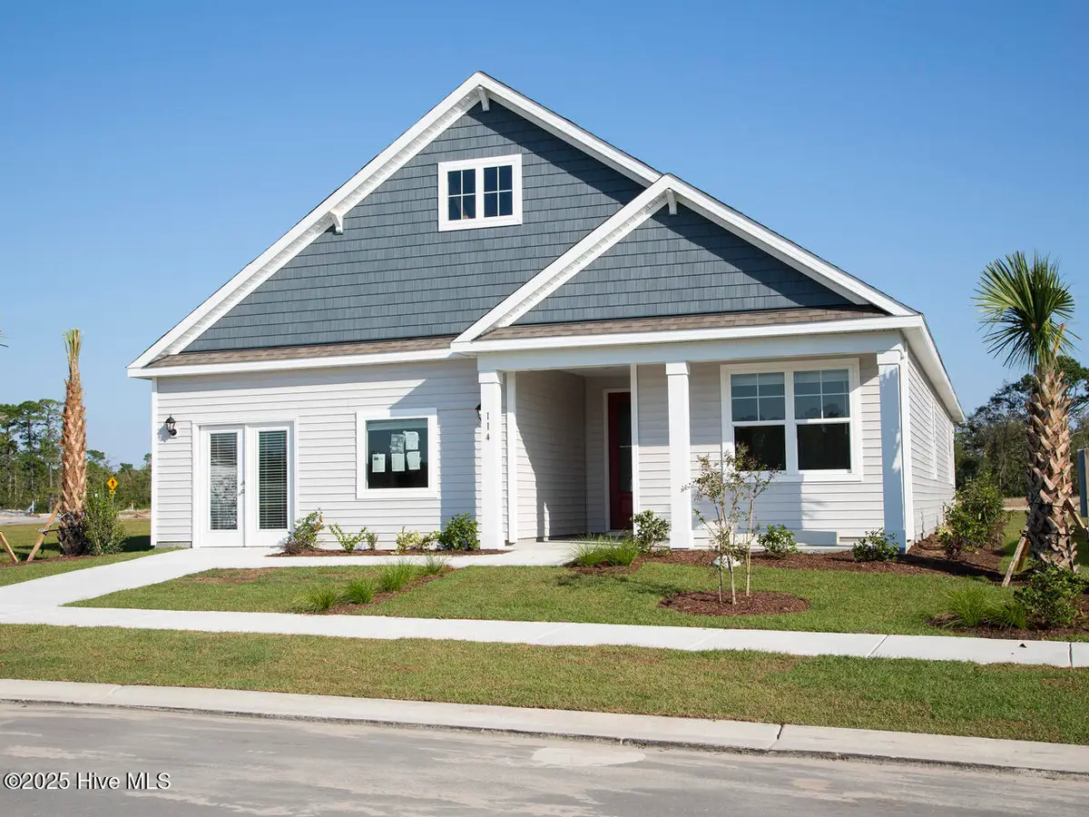 114 Edgewater Way, Surf City, NC 28445 - Image #1