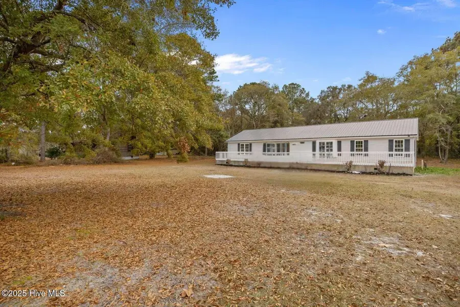 1853 Pintail Avenue Sw, Supply, NC 28462 - Image #2