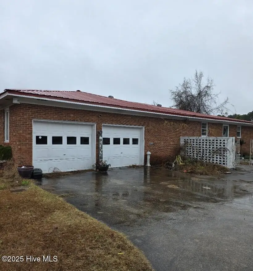 306 Greenfield Boulevard, Greenville, NC 27834 - Image #2