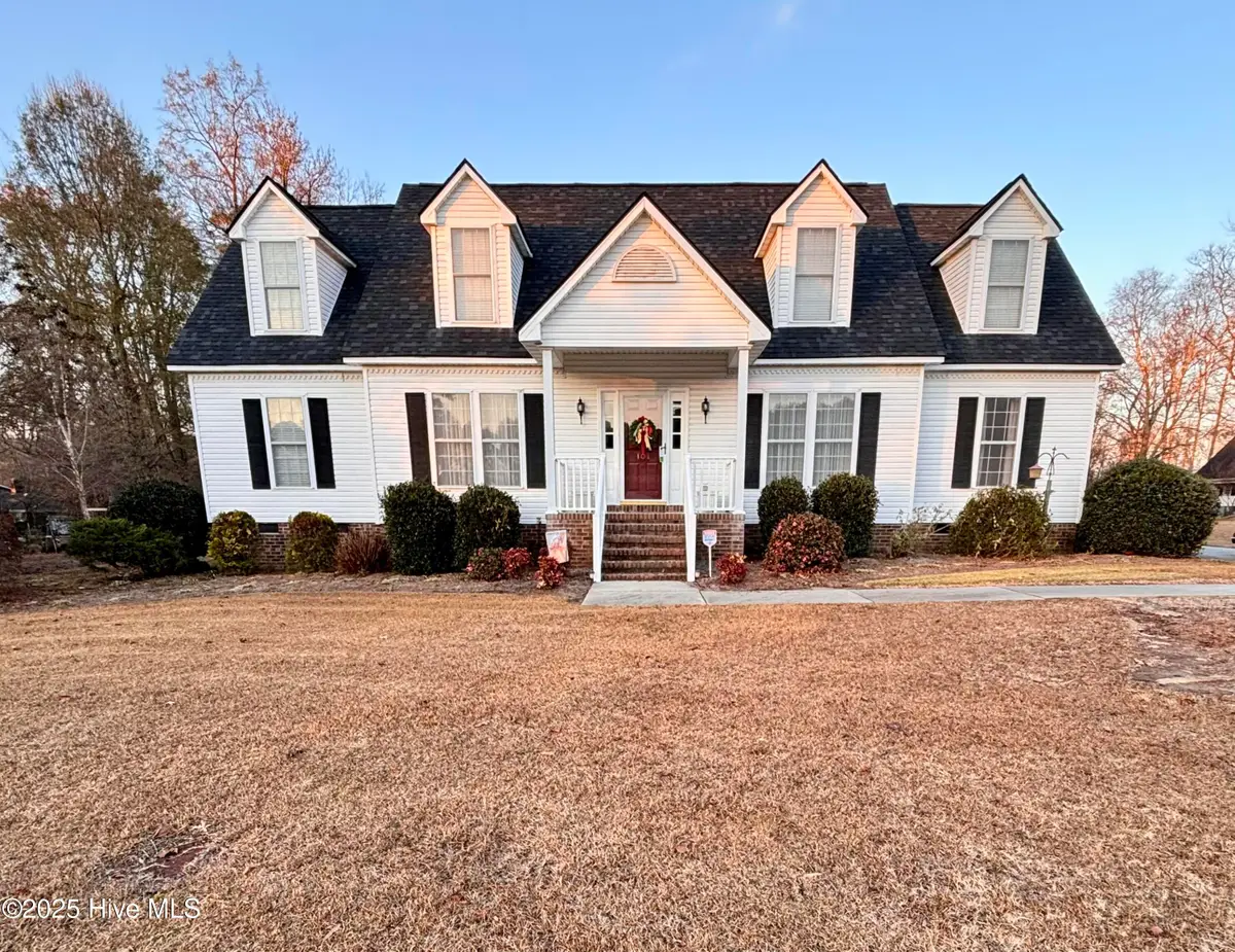 107 Christopher Court, Clinton, NC 28328 - Image #1
