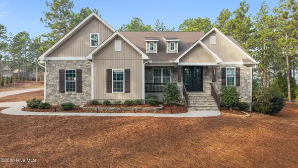 101 Featherston Point, West End, NC 27376