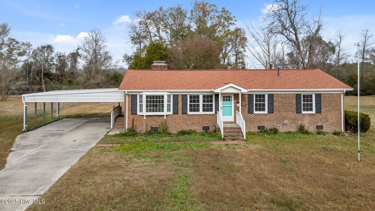 2600 N Hills Drive, New Bern, NC 28562 - Image #1