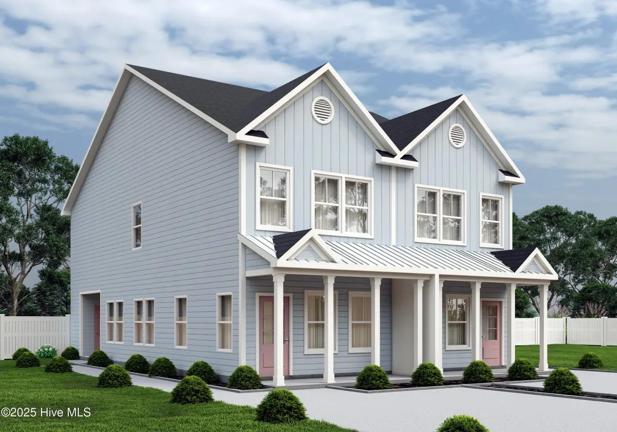 320 Goldsboro Avenue #1, Carolina Beach, NC 28428 - Image #1