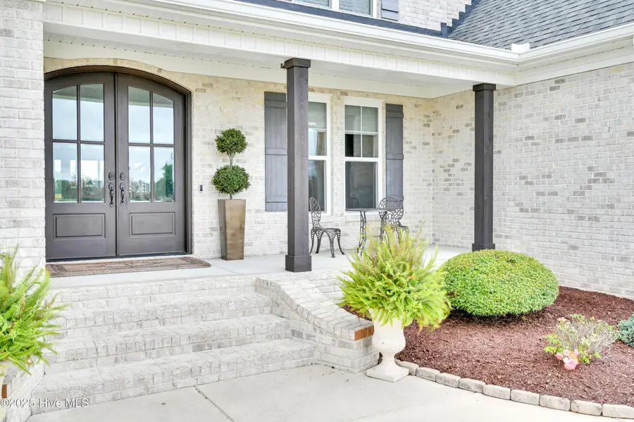 1357 Autumn Lakes Drive, Grimesland, NC 27837 - Image #3