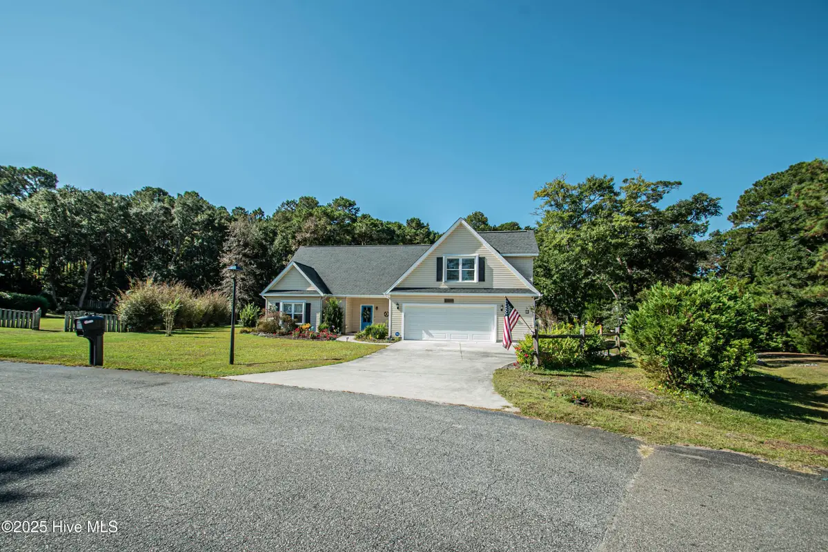 5360 Glennfield Circle Se, Southport, NC 28461 - Image #1