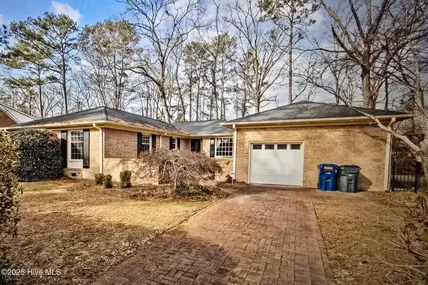 2100 Emerson Road, Kinston, NC 28504