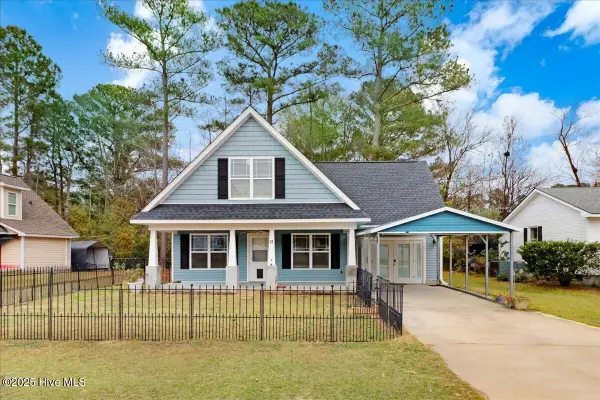 51 Birch Street, Elizabethtown, NC 28337