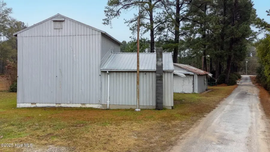 5308 Nc Highway 87, Elizabethtown, NC 28337 - Image #2