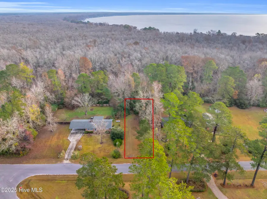 14 Crabapple Lane, Lake Waccamaw, NC 28450 - Image #2