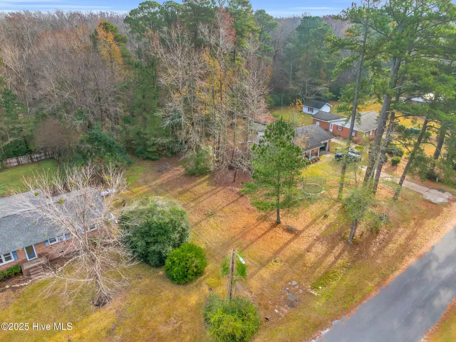 14 Crabapple Lane, Lake Waccamaw, NC 28450 - Image #3