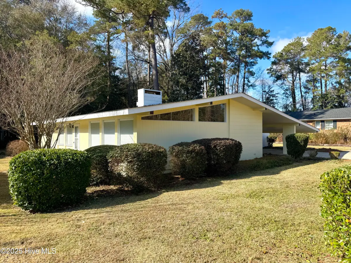 711 Bryce Street, Whiteville, NC 28472 - Image #1