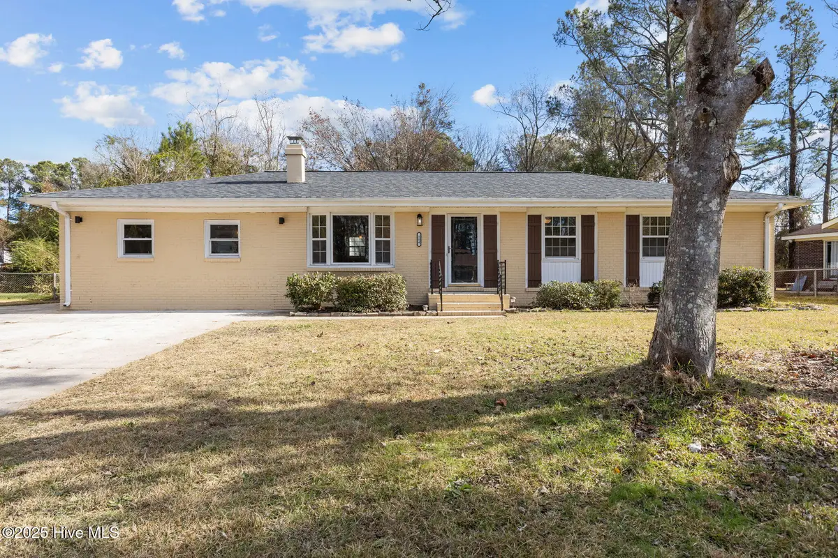 504 Oakwood Avenue, Jacksonville, NC 28546 - Image #1
