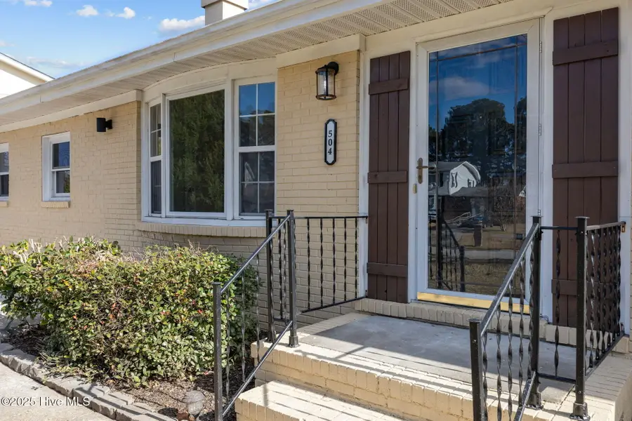 504 Oakwood Avenue, Jacksonville, NC 28546 - Image #3