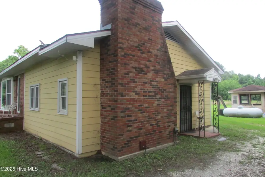 291 Community Road, Warsaw, NC 28398 - Image #3