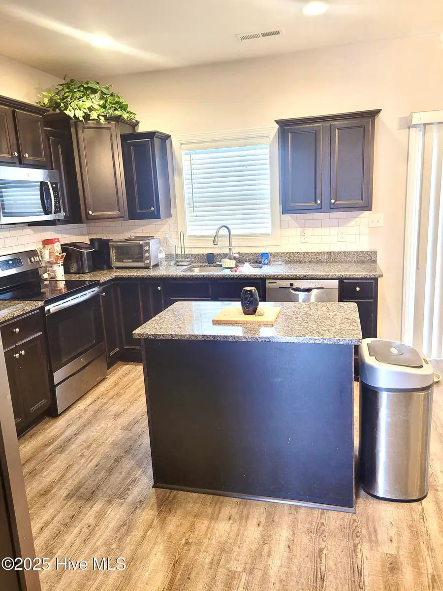 521 Flip Flop Lane, Grimesland, NC 27837 - Image #3