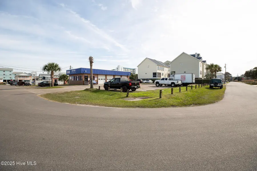 109 Sumter Avenue, Carolina Beach, NC 28428 - Image #2