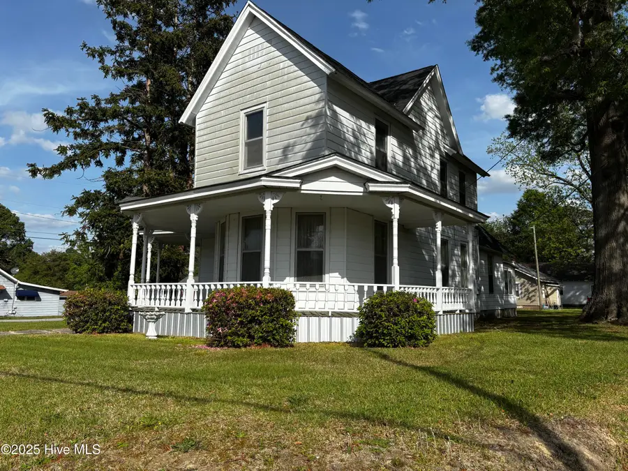414 N Center Street, Mount Olive, NC 28365 - Image #3