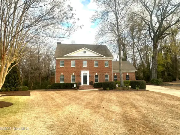 300 Silverleaf Court, Greenville, NC 27834