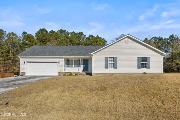108 White Stone Court, Jacksonville, NC 28546