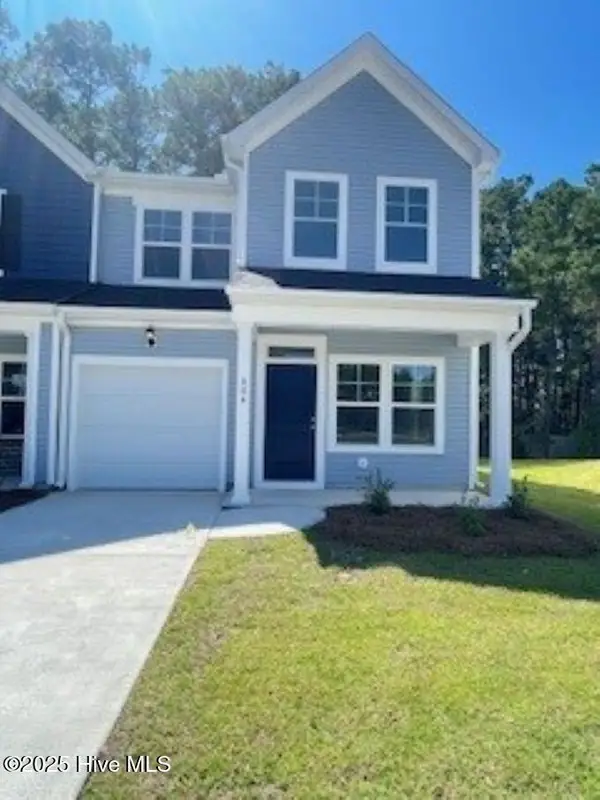 818 Palm Frond Way Nw, Calabash, NC 28467