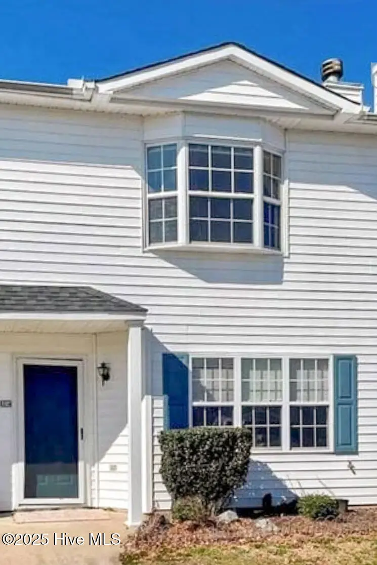 3921 Sterling Pointe Drive #Ll4, Winterville, NC 28590 - Image #1