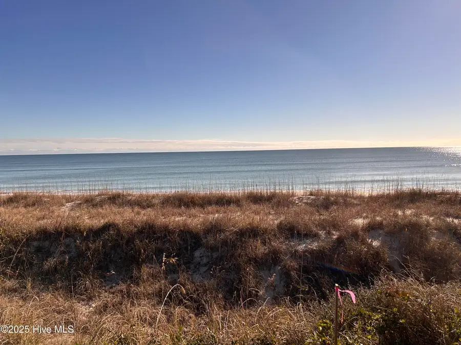 102 Roosevelt Reserve Park Place, Pine Knoll Shores, NC 28512 - Image #2