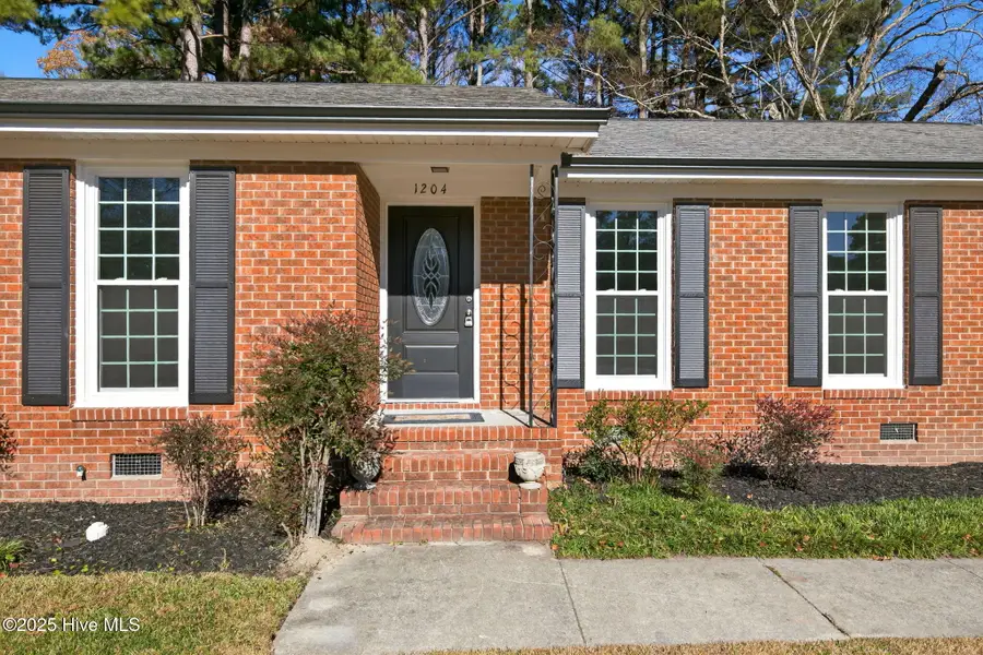 1204 Queen Anne Road Nw, Wilson, NC 27896 - Image #3