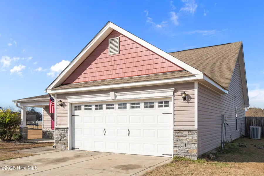 212 Mccain Street, Beulaville, NC 28518 - Image #3