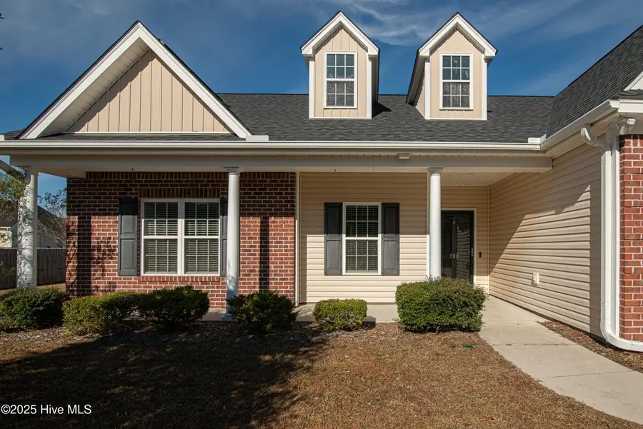 203 Sunstone Court, Jacksonville, NC 28546 - Image #3