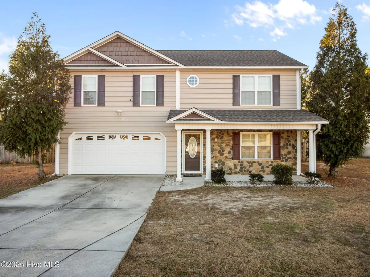 513 Aberdineshire Court, Hubert, NC 28539 - Image #1