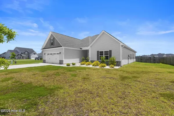 204 Old Field School Lane, Jacksonville, NC 28546