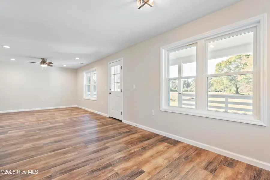 1070 Midway Road Se, Bolivia, NC 28422 - Image #3