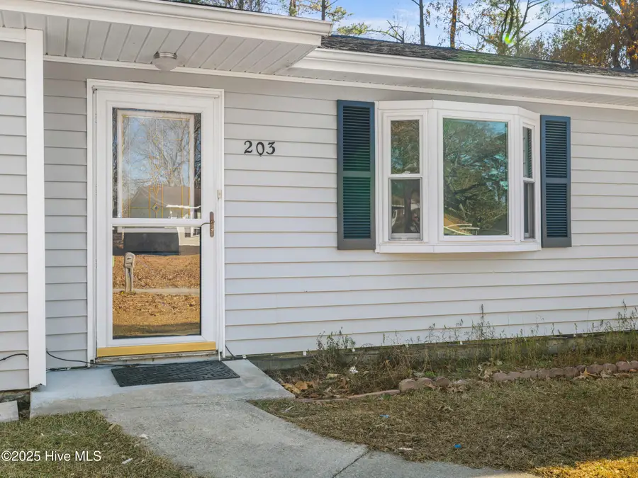 203 Devon Court, Jacksonville, NC 28546 - Image #3