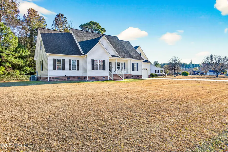 162 Deer Run Lane, Beulaville, NC 28518 - Image #2