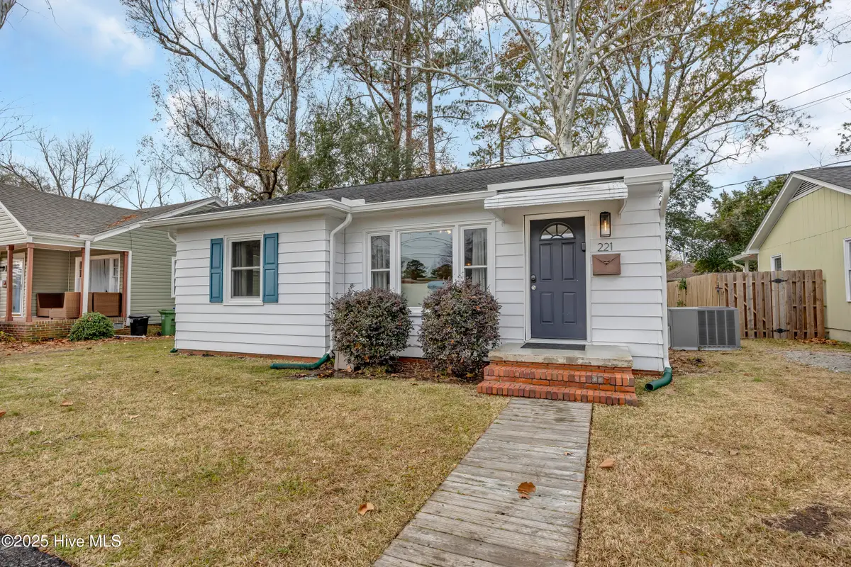 221 N 26th Street, Wilmington, NC 28405 - Image #1