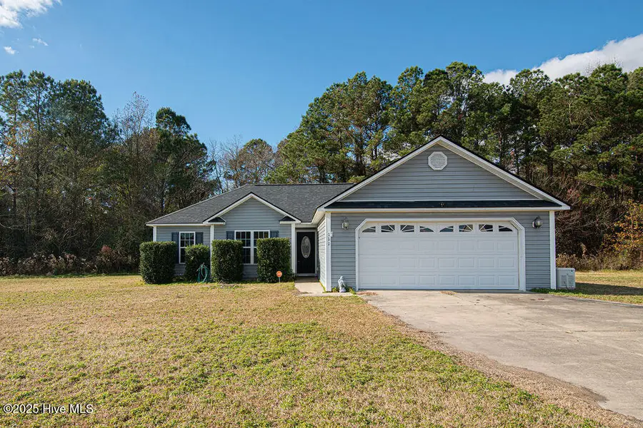 111 Cherry Grove Drive, Richlands, NC 28574 - Image #2