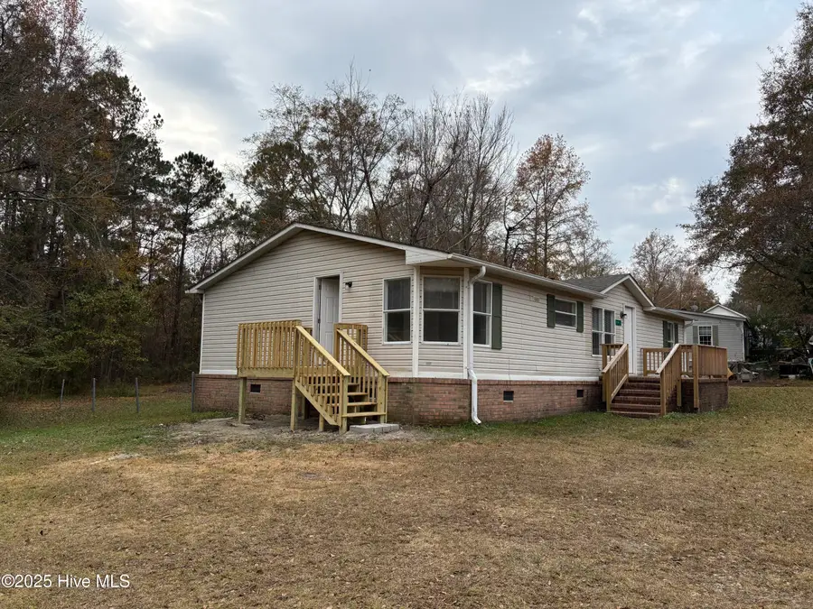 345 Lanier Avenue, Rocky Point, NC 28457 - Image #2