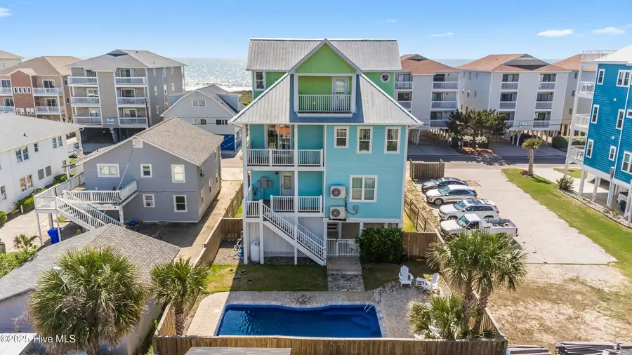 711 Carolina Beach Avenue N, Carolina Beach, NC 28428 - Image #2