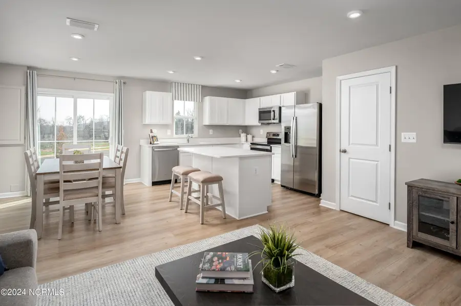 2062 Lewis Creek Circle Ne, Winnabow, NC 28479 - Image #3