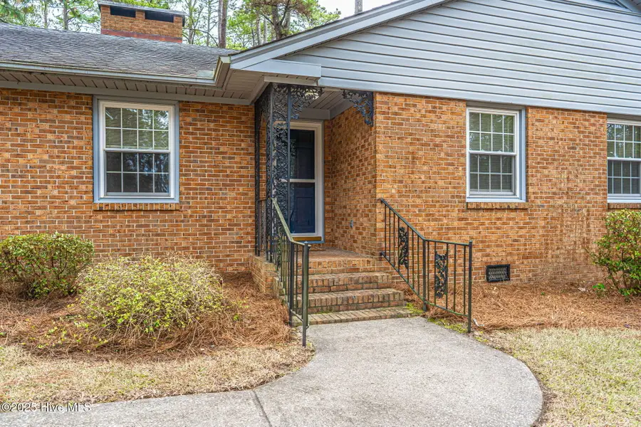 202 Downing Place, Southern Pines, NC 28387 - Image #3