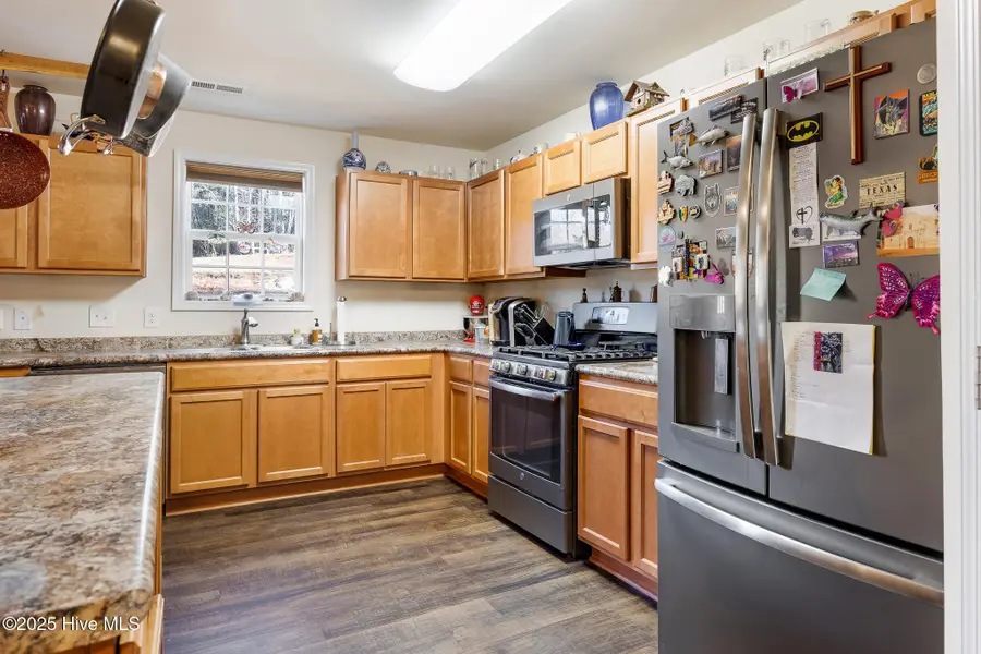 410 Paradise Lane, Carthage, NC 28327 - Image #3