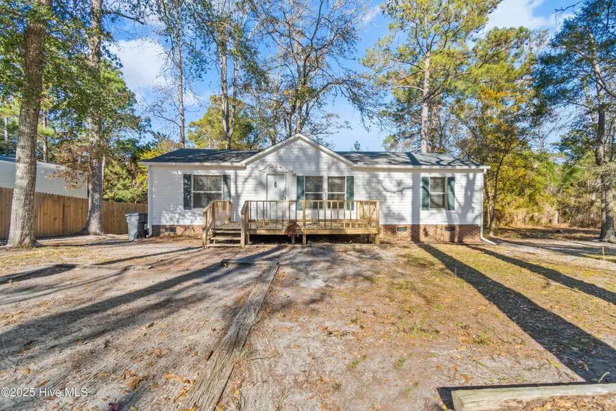 2426 Red Snapper Street Sw, Supply, NC 28462 - Image #2