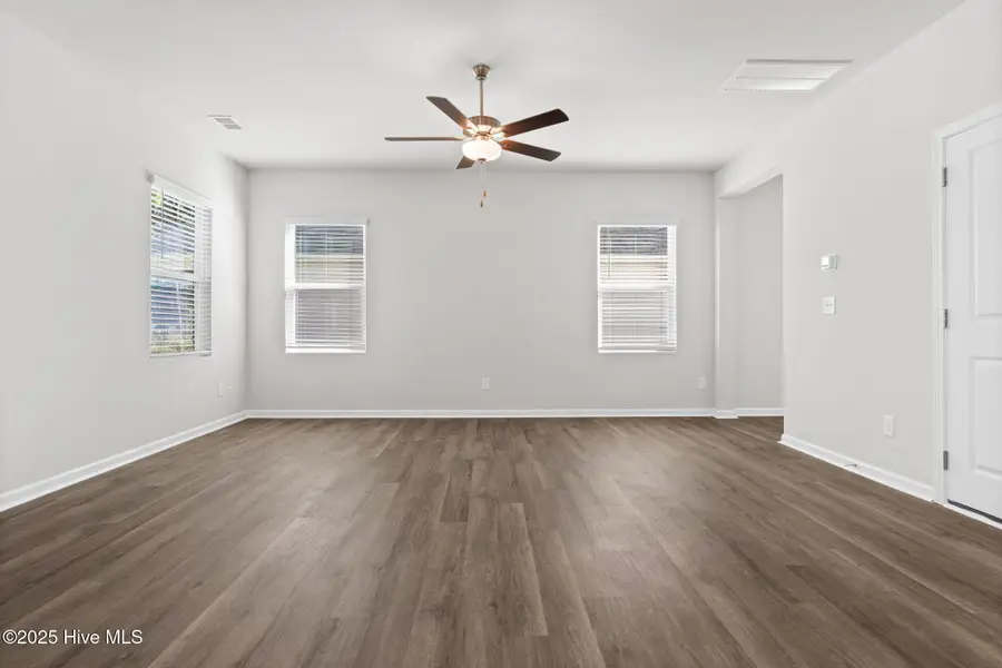 218 Keira Lane Nw, Supply, NC 28462 - Image #3