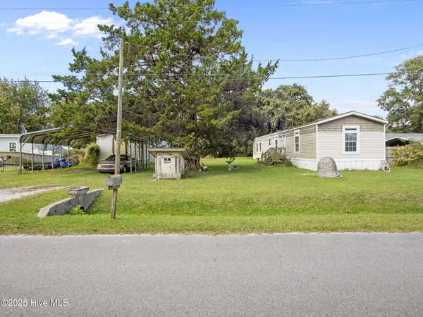 143 Zacchaeus Avenue, Morehead City, NC 28557