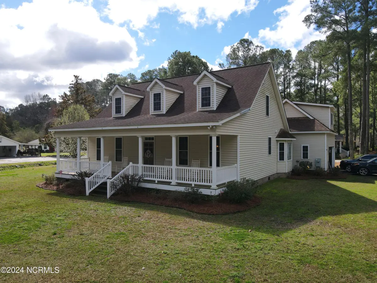 402 Confederate Street, Windsor, NC 27983 - Image #1
