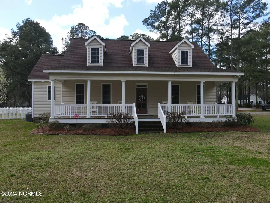 402 Confederate Street, Windsor, NC 27983 - Image #2