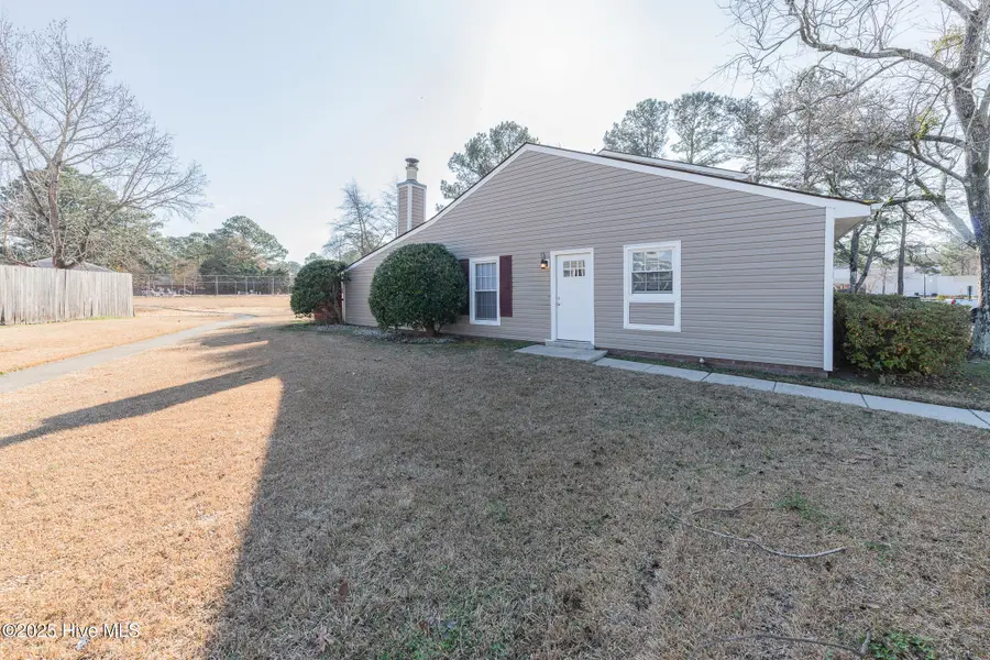 112 Palace Circle, Jacksonville, NC 28546 - Image #3